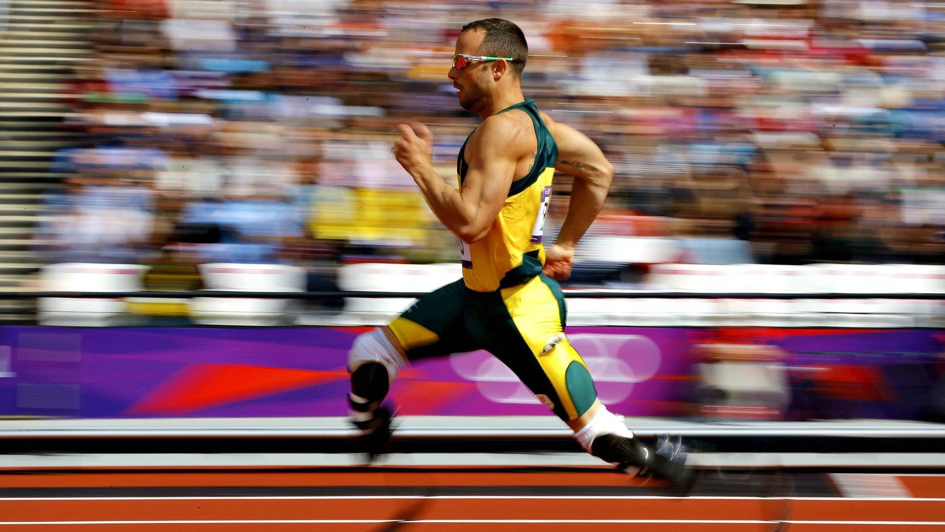 爱游戏真人体育娱乐-特色夜光跑比赛，燃爆城市的运动夜晚，夜光跑步